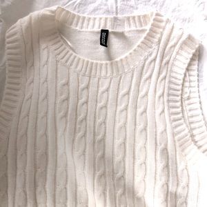 white cropped sweater vest!